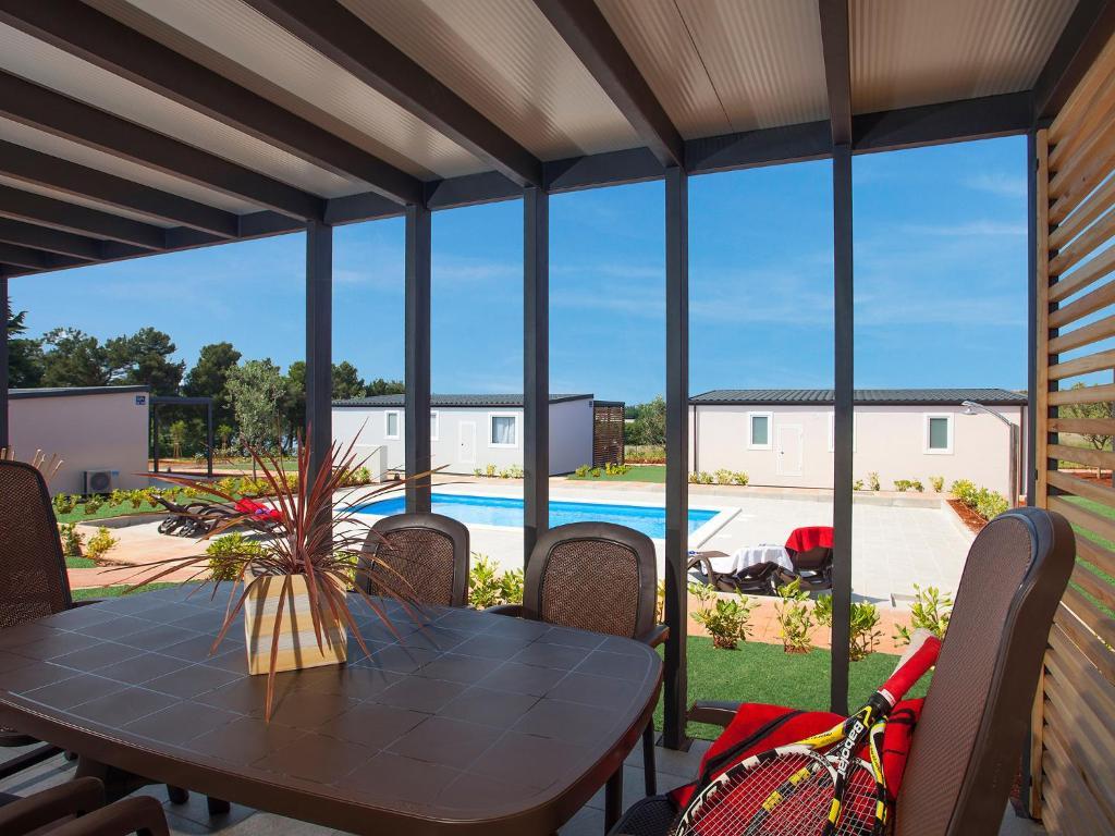 Camping Adria Mobile Homes In Camping Kastanija Novigrad Istria Dış mekan fotoğraf