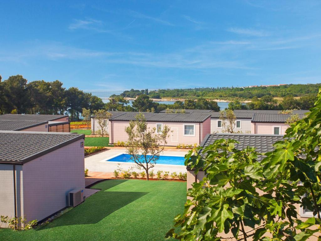 Camping Adria Mobile Homes In Camping Kastanija Novigrad Istria Dış mekan fotoğraf