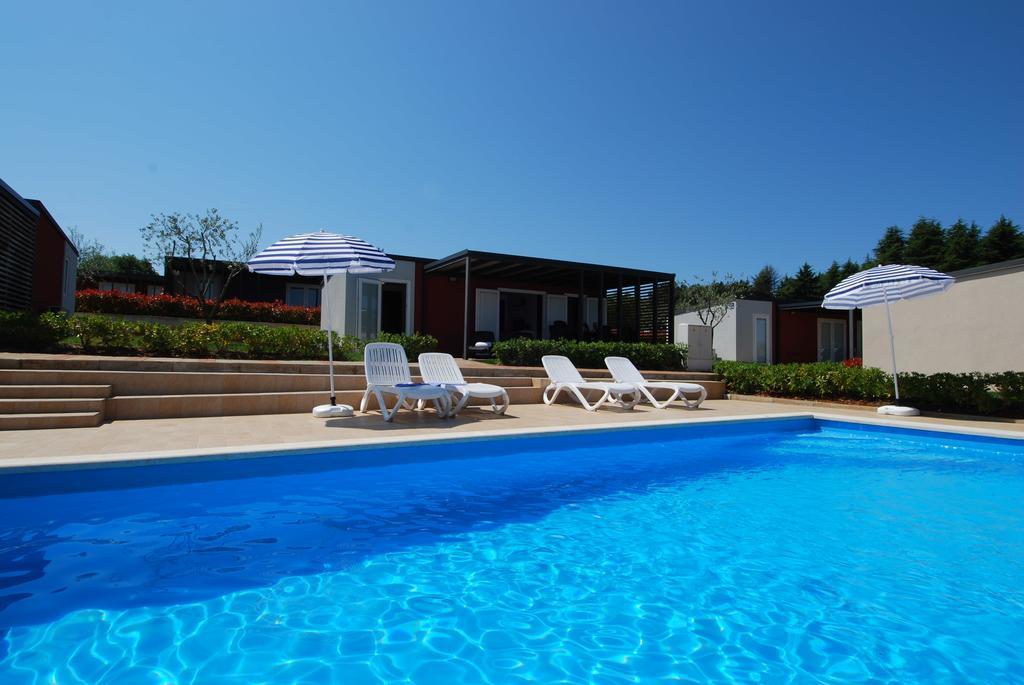 Camping Adria Mobile Homes In Camping Kastanija Novigrad Istria Dış mekan fotoğraf