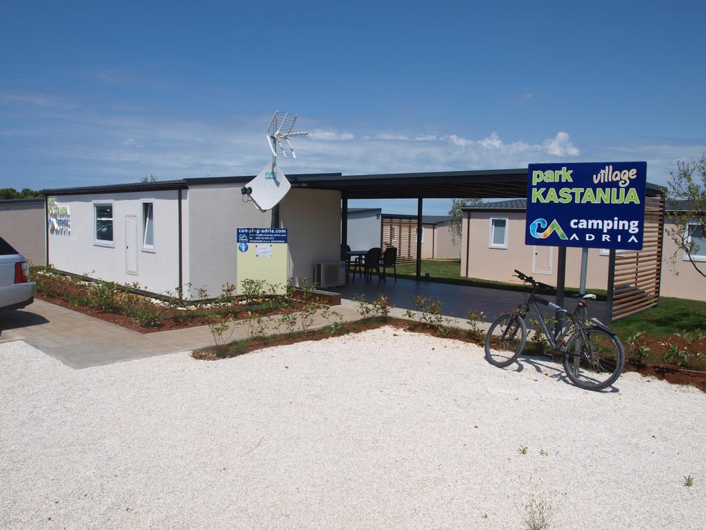 Camping Adria Mobile Homes In Camping Kastanija Novigrad Istria Dış mekan fotoğraf