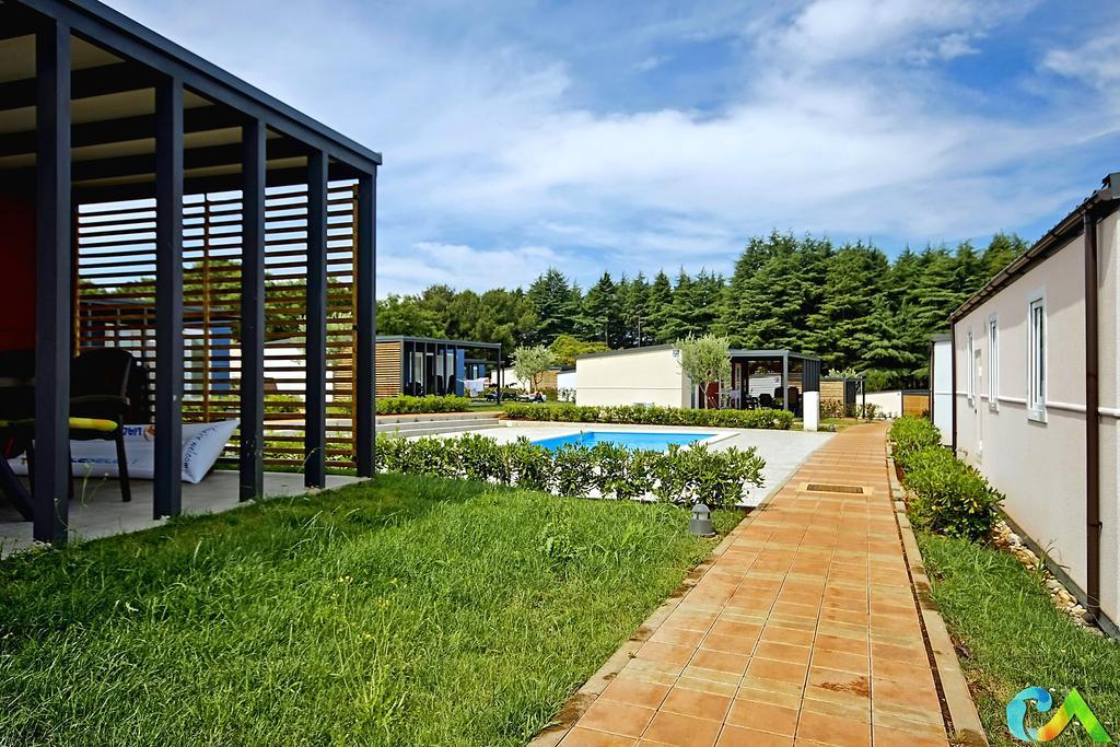 Camping Adria Mobile Homes In Camping Kastanija Novigrad Istria Dış mekan fotoğraf