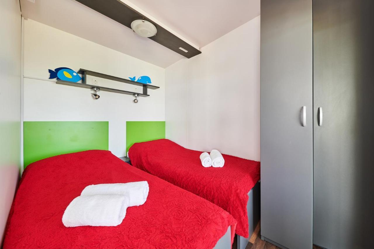 Camping Adria Mobile Homes In Camping Kastanija Novigrad Istria Dış mekan fotoğraf