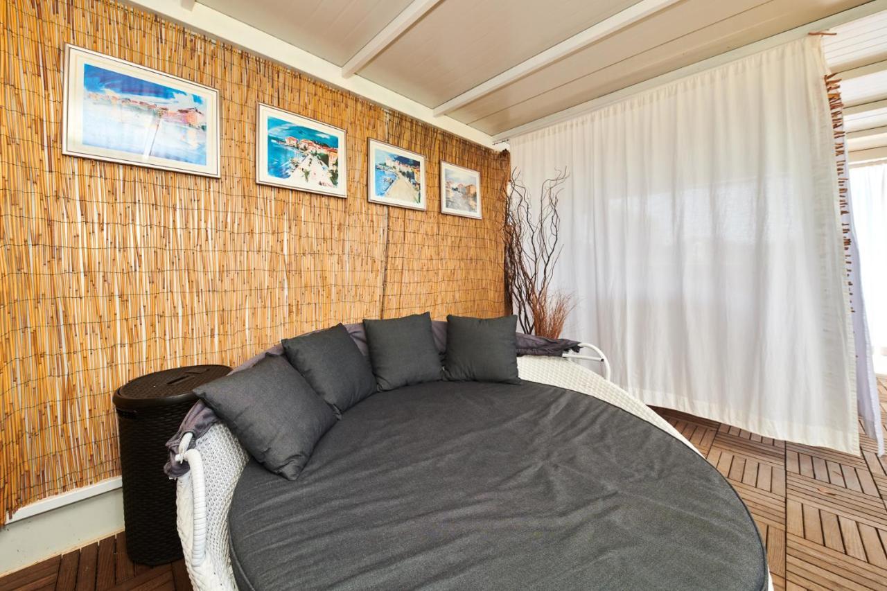 Camping Adria Mobile Homes In Camping Kastanija Novigrad Istria Dış mekan fotoğraf